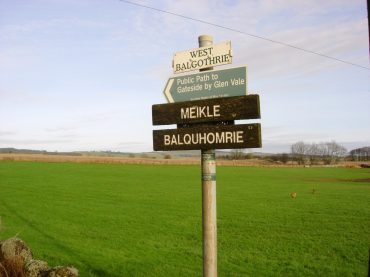 301e - Meikle Balquhomrie Farm - John & Jane Skinner's Family Home