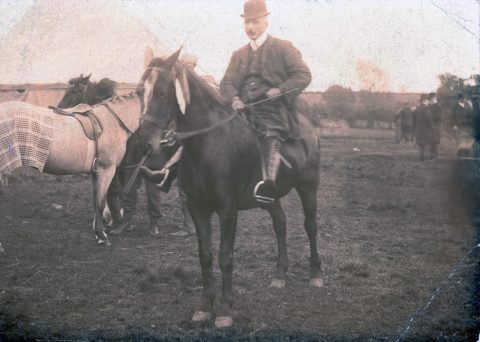 A hunt at Great Bullmoor