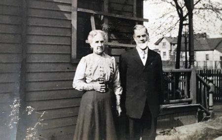 Mary and Evan Jones Cleveland 1910