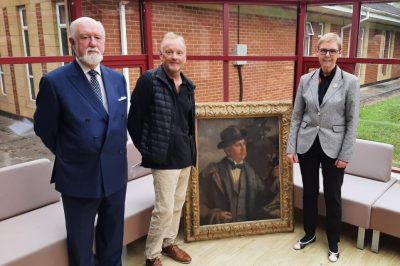 Thomas Price Phillips portrait handover